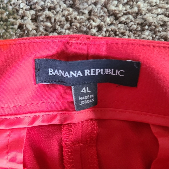 Banana Republic Bold Red Trousers - Picture 2 of 2